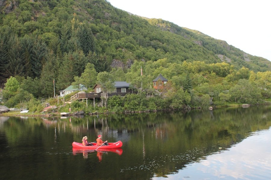 Photo "Summer lakeside cabin retreats"