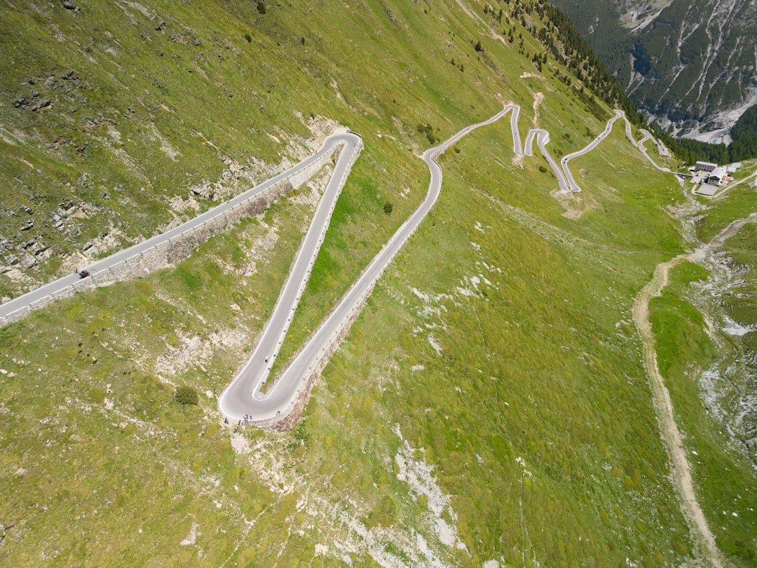 Photo Mountain pass