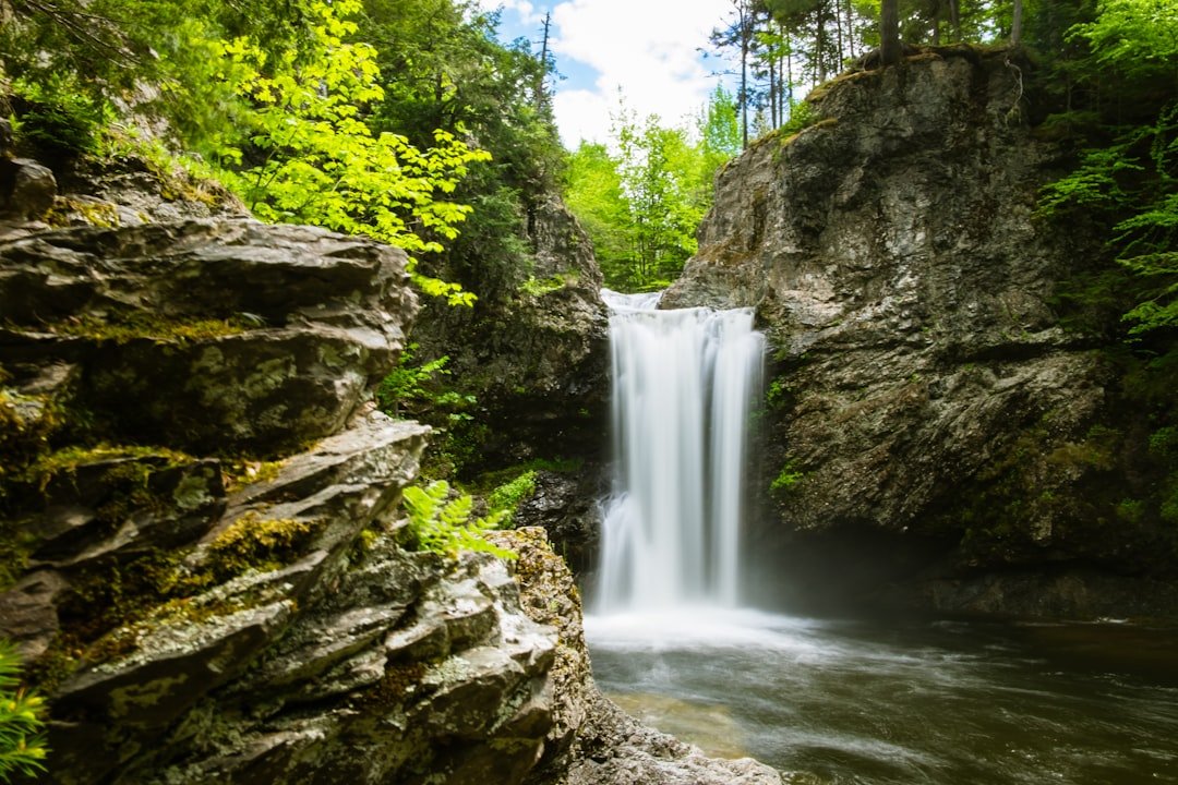 Photo Hidden Waterfall